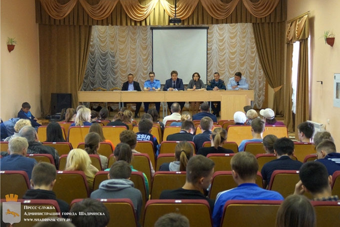 Шадринцы переживают за судьбу исторических зданий
