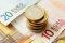 Курс евро опустился ниже 57 рублей впервые с 21 июля