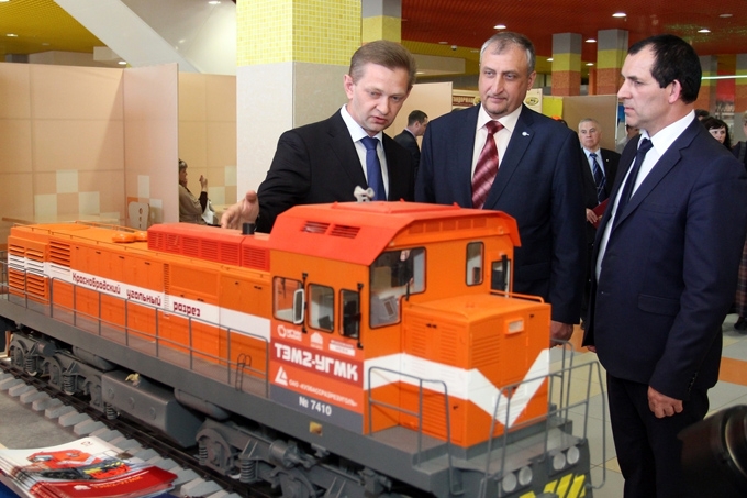 Открылась первая промышленная выставка предприятий Зауралья «Импортозамещение – Урал – Форум»