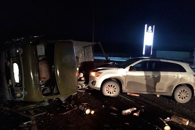 В результате ДТП водитель получил травмы
