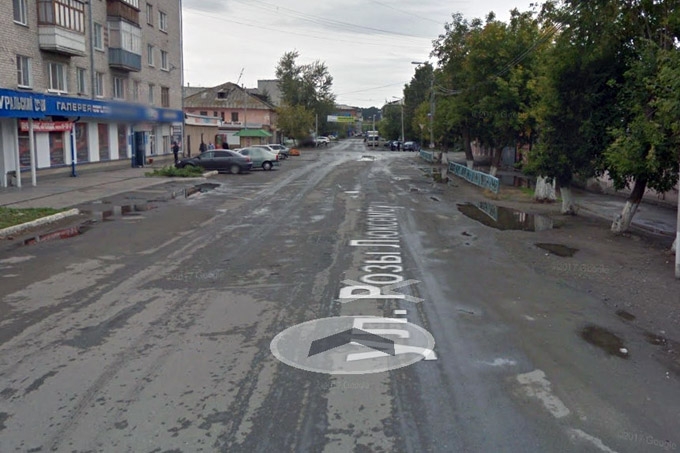 Временно ограничено движение транспорта по улице Розы Люксембург
