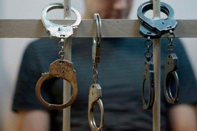 В Шадринске во время уличной драки мужчина задушил своего знакомого