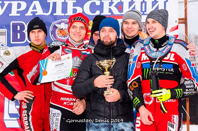 Новый сезон по мотогонкам на льду стартует с полуфинала личного Чемпионата России
