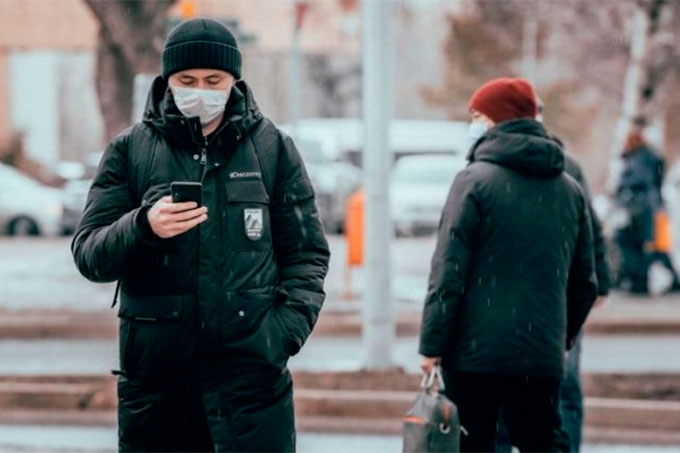 Все россияне должны соблюдать дистанцию не менее метра друг от друга