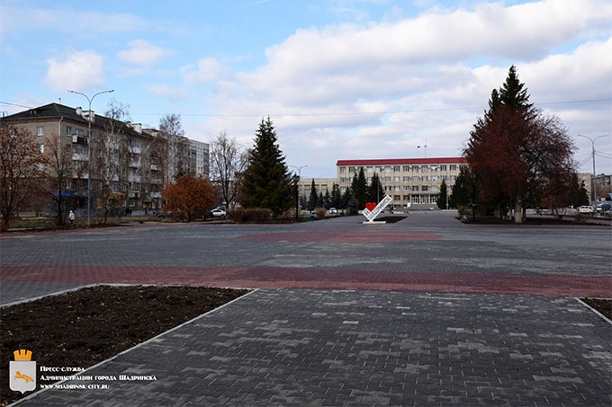 В Сквере Победы завершаются работы по благоустройству