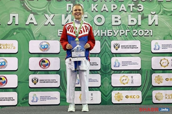 Фуфалдина Юлия и Некрасова Полина - победители Всероссийских соревнований по каратэ