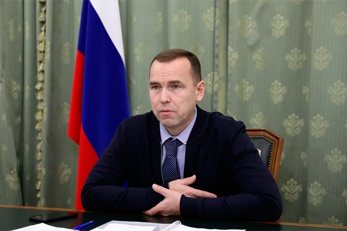 Вадим Шумков: «Под государственным триколором мы устояли и окрепли как страна»