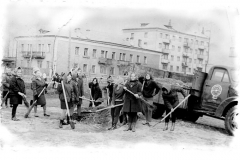 День в истории Шадринска: 92 года назад открыт Шадринский сельскохозяйственный техникум и 38 лет назад заложена аллея Победы из 40 тополей