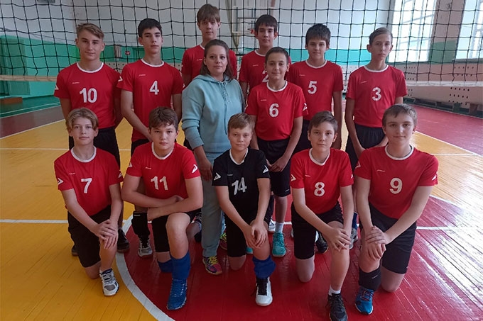 Спортсмены ДЮСШ г. Шадринска выиграли соревнования по волейболу