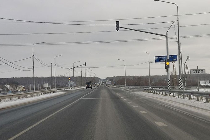 На федеральной автодороге «Иртыш» введен в эксплуатацию светофорный объект