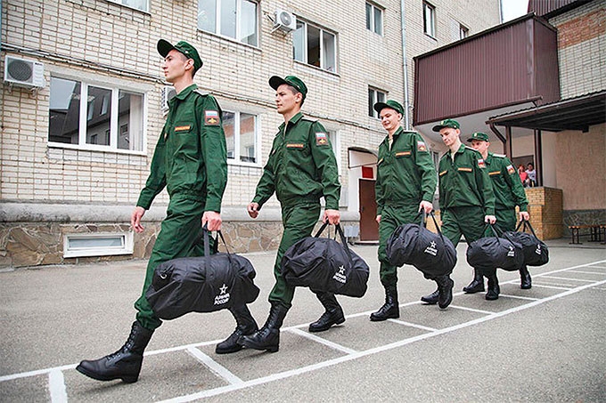 Минцифры принимает заявки айтишников на отсрочку от армии