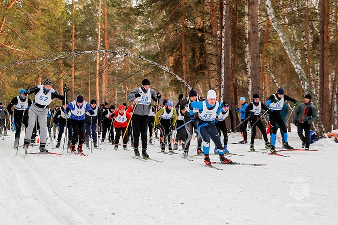 Шадринец Роман Макаревич – победитель соревнований по лыжным гонкам среди сотрудников МЧС