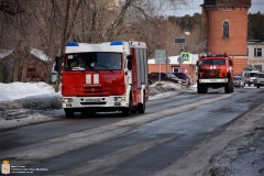 Тактико-специальные учения в Шадринске: тушение пожара и эвакуация людей