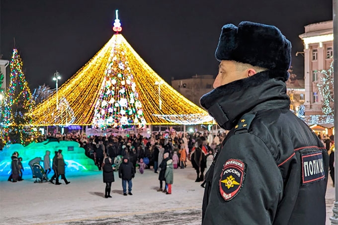 Полицейские обеспечили безопасность более 12,2 тысячи жителей Курганской области на мероприятиях в новогоднюю ночь