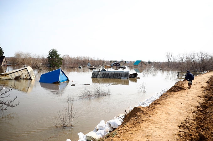 1015 см: Уровень воды в реке Тобол в Кургане вновь начал увеличиваться