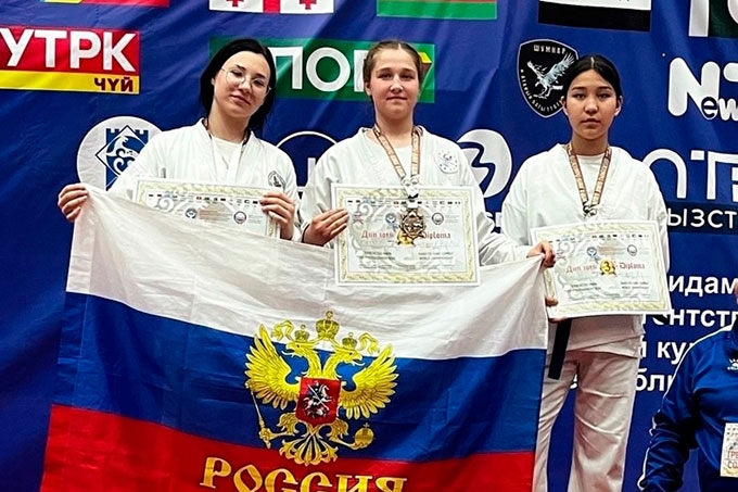 Курганская спортсменка Карина Пуерова стала серебряным призёром Первенства Мира по рукопашному бою