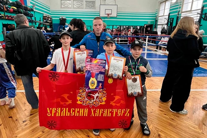 Шадринские кикбоксёры завоевали Кубок Победы