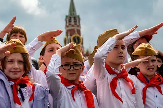 День пионерии: История и традиции движения