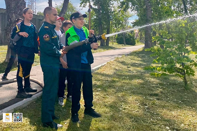 Шадринские школьники сразились в квесте от спасателей МЧС