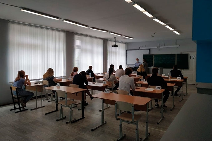 Почти 10 тысяч девятиклассников сдали ОГЭ по математике в Курганской области