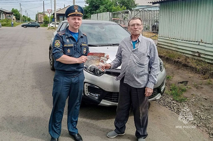 Более 4,5 тысяч жителей Курганской области получили памятки по соблюдению противопожарной безопасности