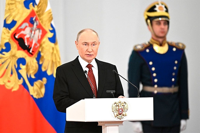 Владимир Путин: «Сегодня – День России, день нашей Родины»