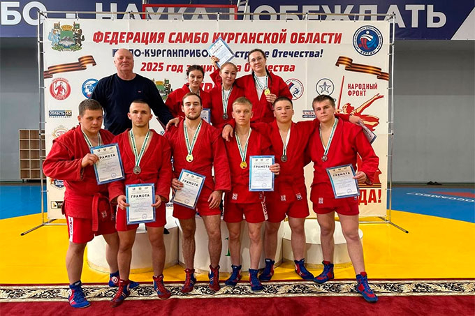 Шадринцы выиграли Чемпионат и Первенство Курганской области по самбо