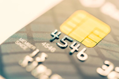 14-летний подросток перевел мошенникам 18 тыс руб с карты матери