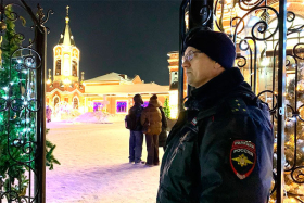 Почти 250 стражей порядка обеспечивали безопасность в Рождественскую ночь в Курганской области